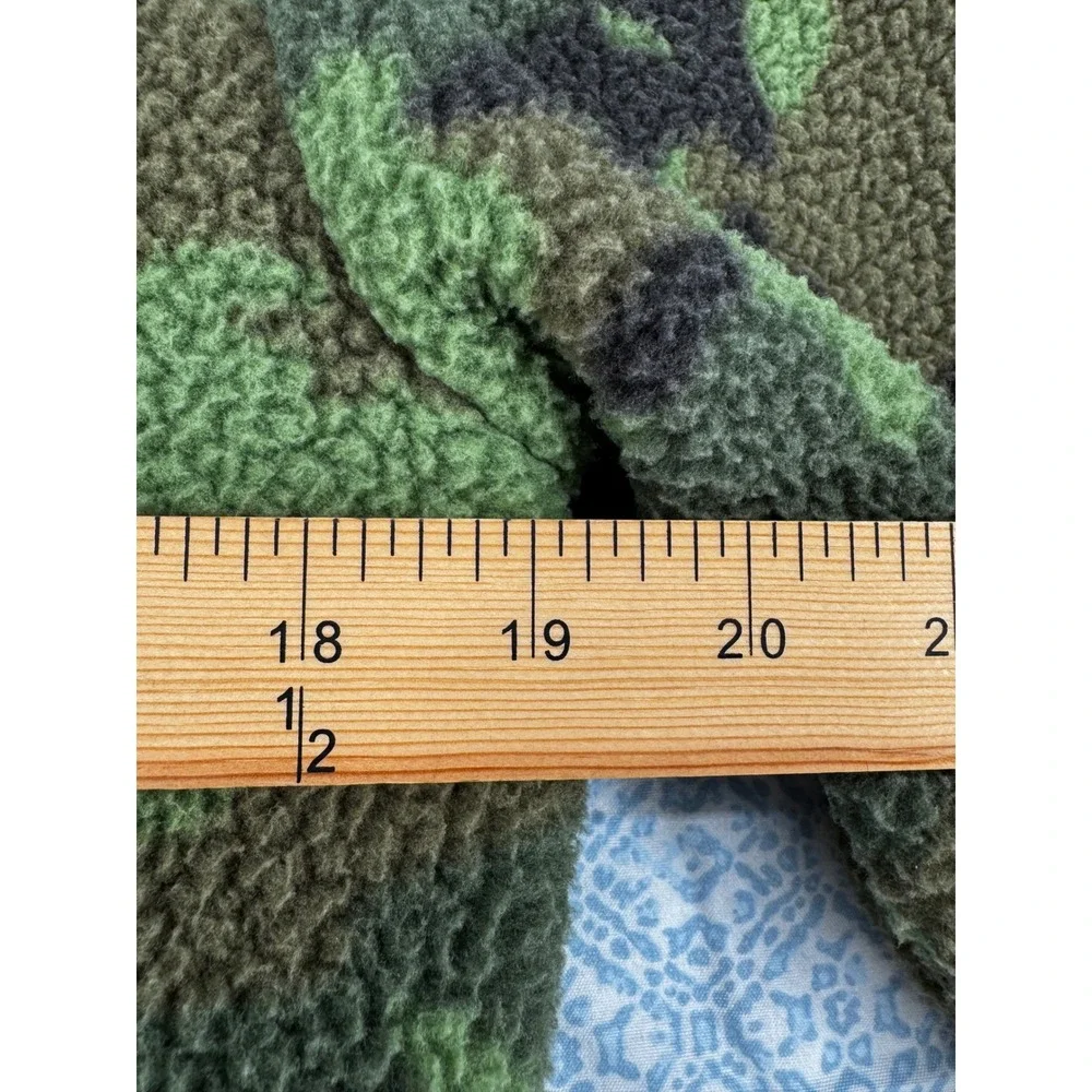The North Face Mens Campshire Sherpa Fleece Pullover Camo Green Small